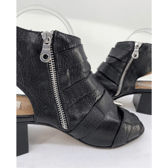 Phisique de Femme Block Heel Buckle Sandals Soft Leather Goth Steampunk - Picture 8 of 12